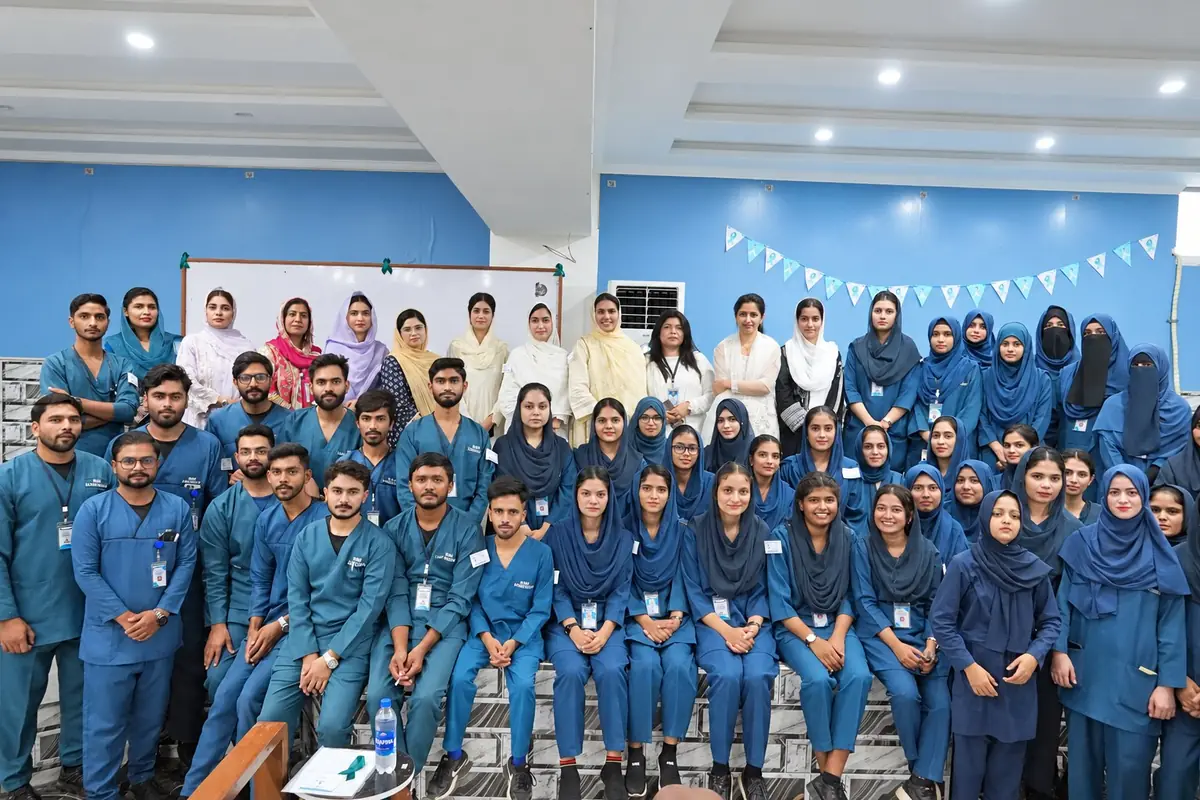 Medi International College students and faculty in a classroom
